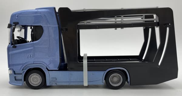 Scania 770 S bärgningsbil Lora Porsche Macan Bburago 1:43