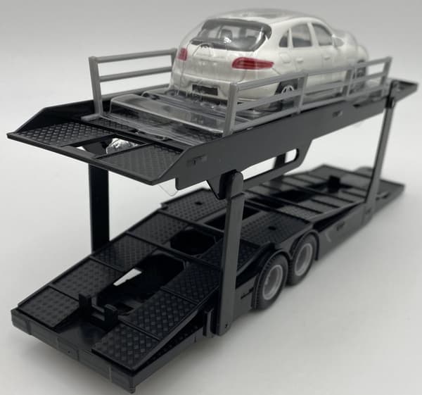 Scania 770 S bärgningsbil Lora Porsche Macan Bburago 1:43