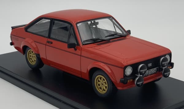 Ford Escort MK II RS 2000 model 124223 Hvidboks 1:24
