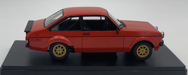 Ford Escort MK II RS 2000 model 124223 Hvidboks 1:24
