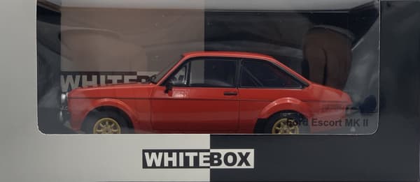 Ford Escort MK II RS 2000 model 124223 Hvidboks 1:24