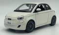 Miniatyrbillede 5 af 11: Fiat 500e 2023 hvid 1:24 metalmodel Bburago 21110