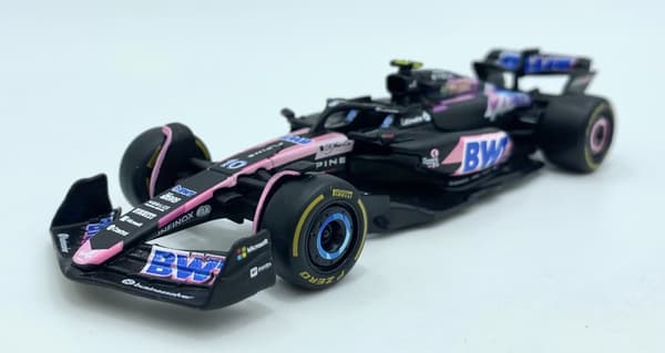 F1-bil Alpine A524 BWT Bburago #10 Pierre Gasly BBurago 1:43