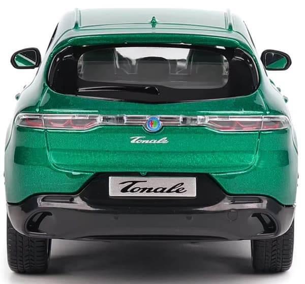 Alfa Romeo Tonale 2022 grön 1:24 modell BBurago 21109