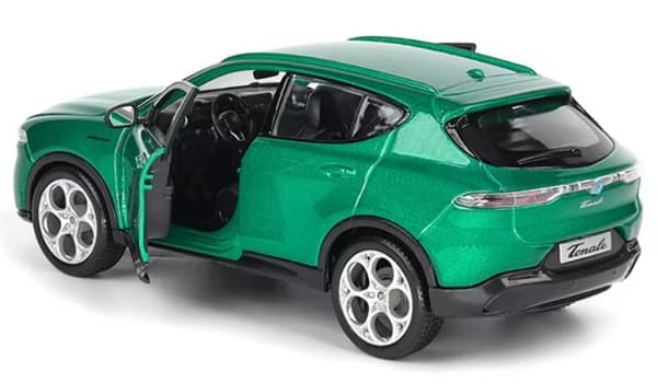 Alfa Romeo Tonale 2022 grøn 1:24 model BBurago 21109