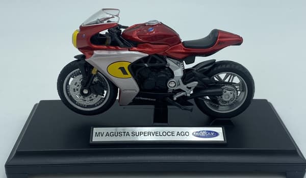 MV AGUSTA Superveloce Ago motorcykel 1:18 Welly 12862 metall