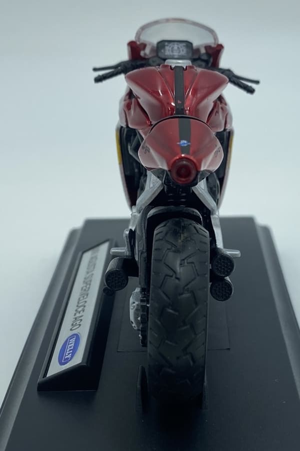 MV AGUSTA Superveloce Ago motorcykel 1:18 Welly 12862 metall