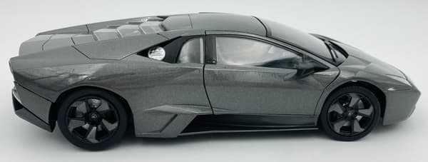 Lamborghini Reventon modell 1:18 Motormax 79155