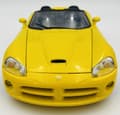 Miniatyrbillede 10 af 11: Dodge Viper SRT-10 2003 model 1:18 Motormax 73137