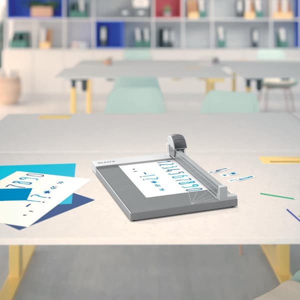 Skärmaskin Leitz Office Rullskärare A4+