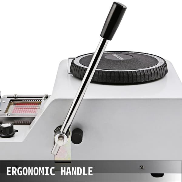 85,5x55mm 72 tecken kort präglingsmaskin med ergonomiskt handtag, robust konstruktion, effektiv justering, lätt att använda