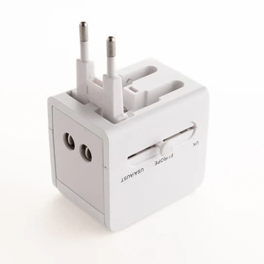Travel Adapter Kikkerland