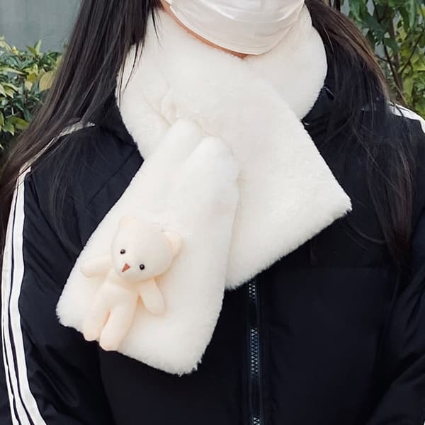 INF Pehmeä ja mukava pehmohuivi - White Bear Design