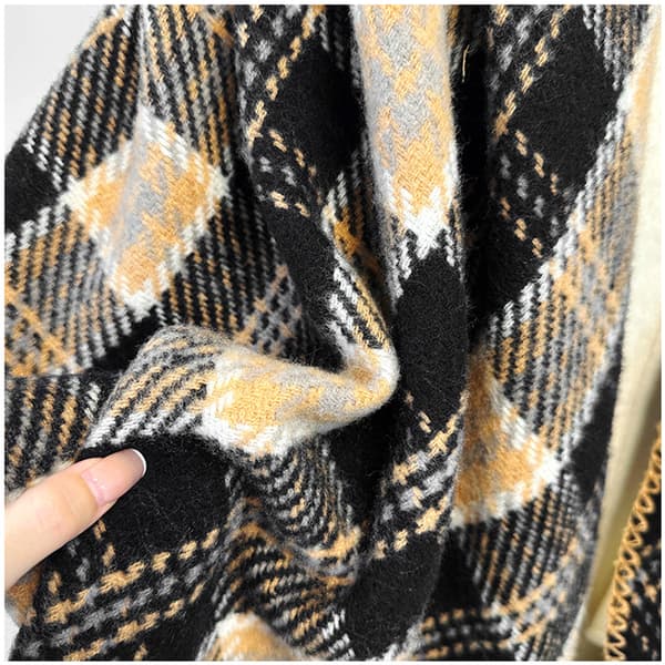 INF Triangle Scarf - Elegant Winter Wrap