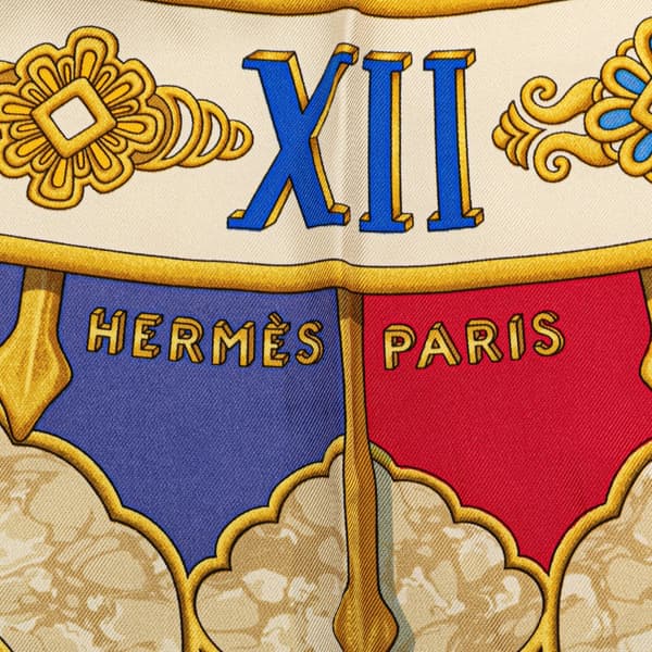 Pre-owned Hermès Carpe Diem Silk Scarf Yellow