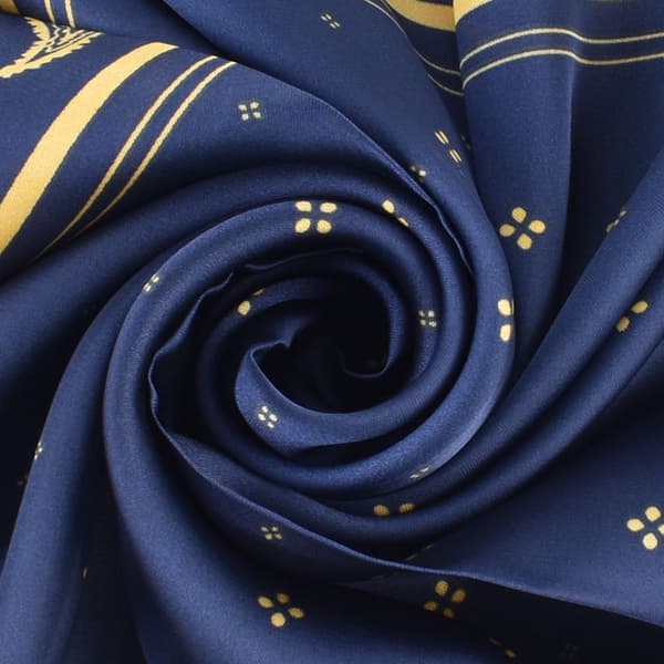 INF Elegant Scarf i Satin-Chiffon