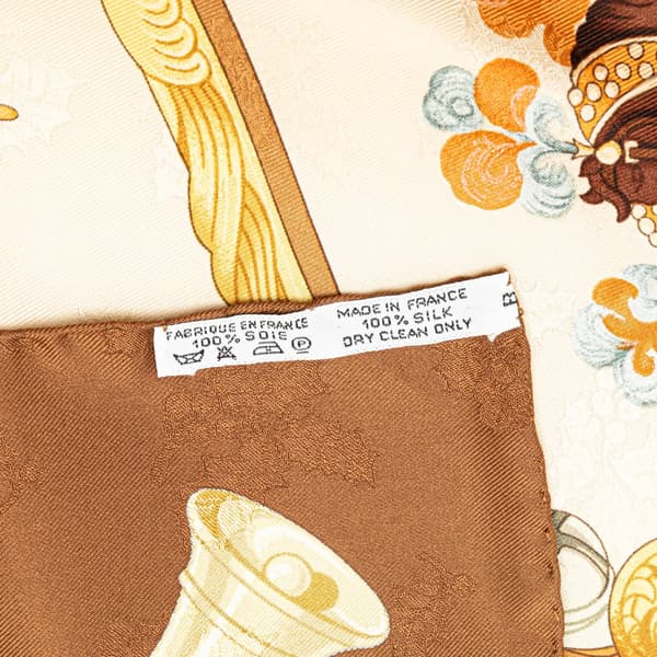 Pre-owned Hermès Plumes Et Grelots Silk Scarf Brown