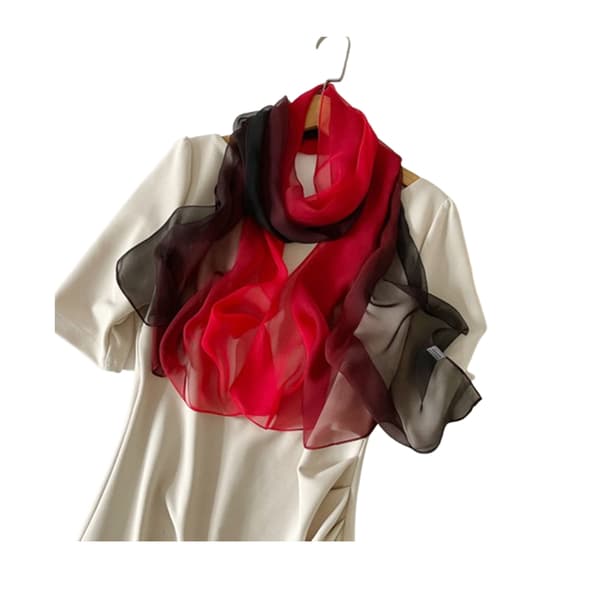 INF Skinnende sjal: Elegant perlechiffon tørklæde