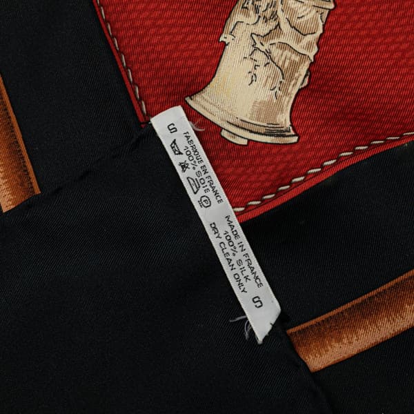 Pre-owned Hermès Cannes et Pommeaux Silk Scarf Black