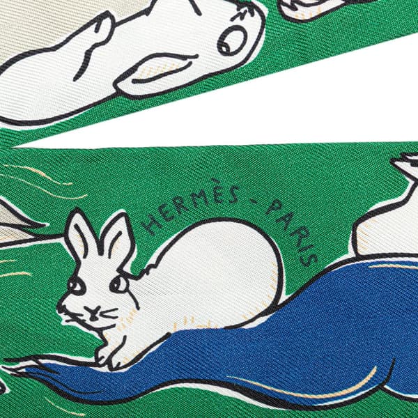 Pre-owned Hermès Mille et Un Lapins Silk Twilly Scarf Green