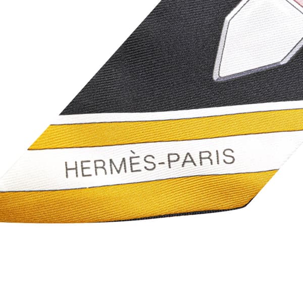 Pre-owned Hermès Grand Tralala Silk Twilly Scarf Black