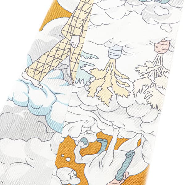 Pre-owned Hermès Sur Mon Nuage Silk Twilly Scarf Orange