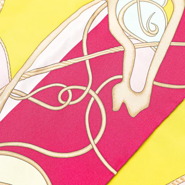 Pre-owned Hermès Maxi Coup De Fouet Au Bloc Silk Twilly Scarf Yellow
