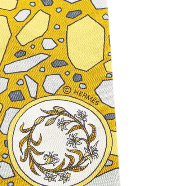 Pre-owned Hermès La Danse Des Amazones Twilly Silk Scarf Yellow