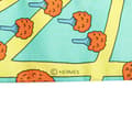 Miniatyrbilde 3 av 6: Pre-owned Hermès Les Nouveaux Amoureux de Paris Silk Twilly Scarf Green