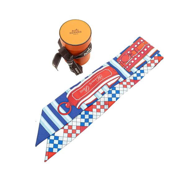 Pre-owned Hermès Colliers de Chiens Remix Silk Twilly Scarf Blue
