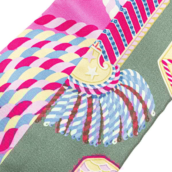 Pre-owned Hermès Epaulettes de Gala Silk Twilly Scarf Pink
