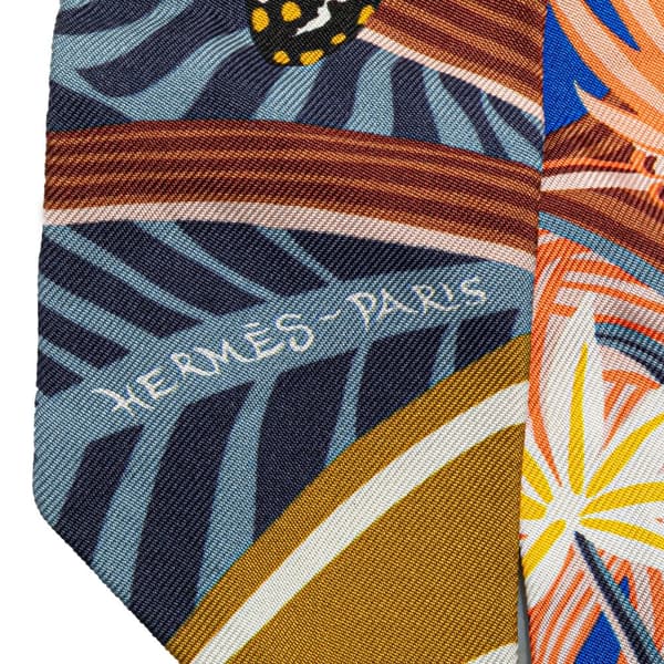 Pre-owned Hermès Jaguar Quetzal Silk Twilly Scarf Blue