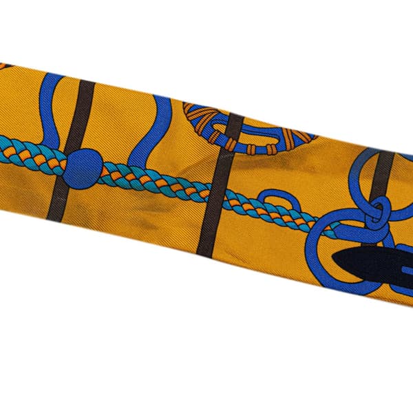 Pre-owned Hermès Panoplie Equestre Silk Twilly Scarf Yellow