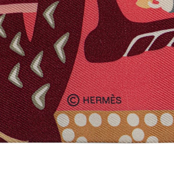 Pre-owned Hermès Fantaisie d Etriers Silk Twilly Scarf Pink