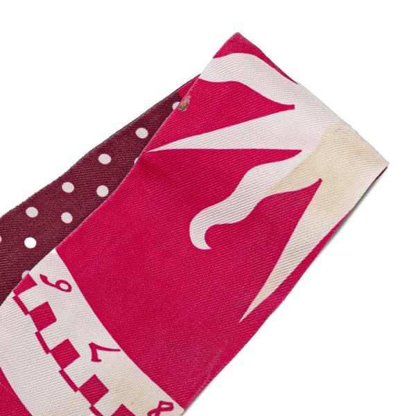 Pre-owned Hermès Astrologie A Pois Silk Twilly Scarf Red