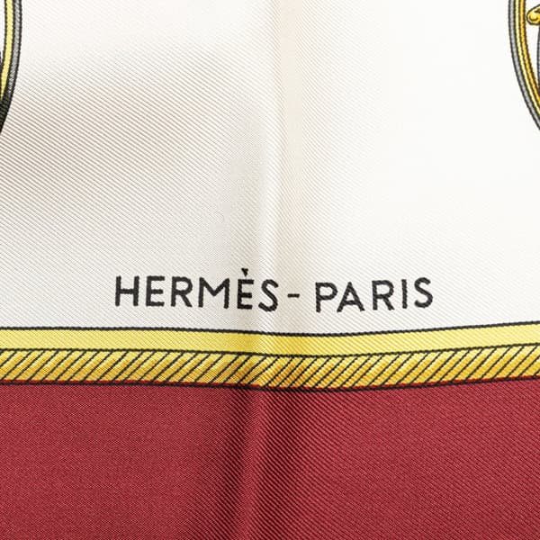 Pre-owned Hermès Les Voitures a Transformation Silk Scarf White