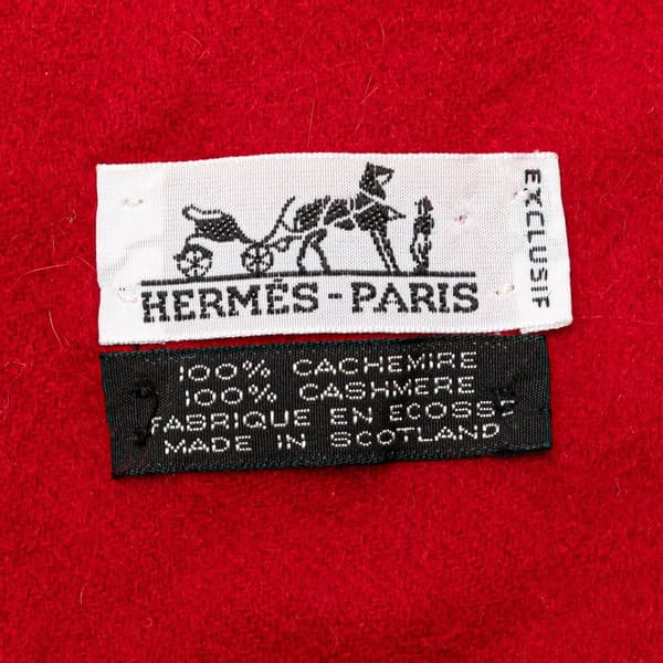 Pre-owned Hermès Cashmere Fringe Scarf Red