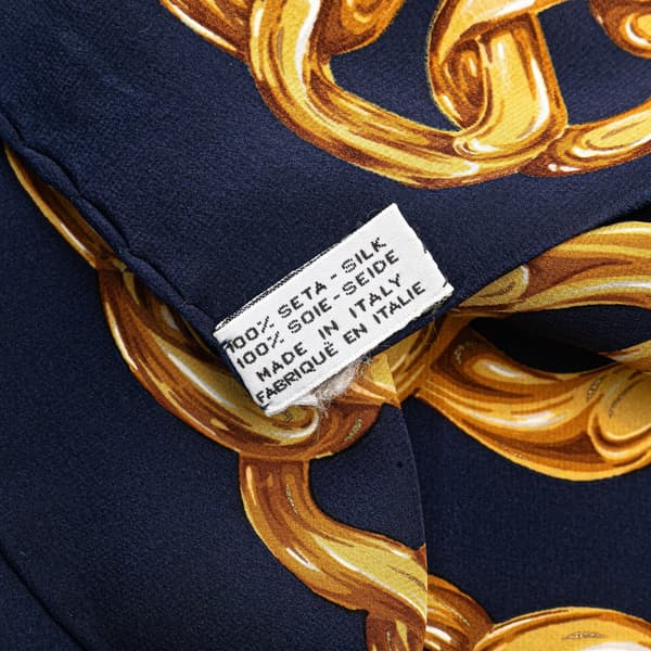 Pre-owned Chanel CC Medallion Chain Print Silk Scarf Blue