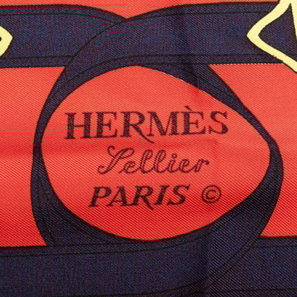 Pre-owned Hermès Eperon d'Or Silk Scarf Red