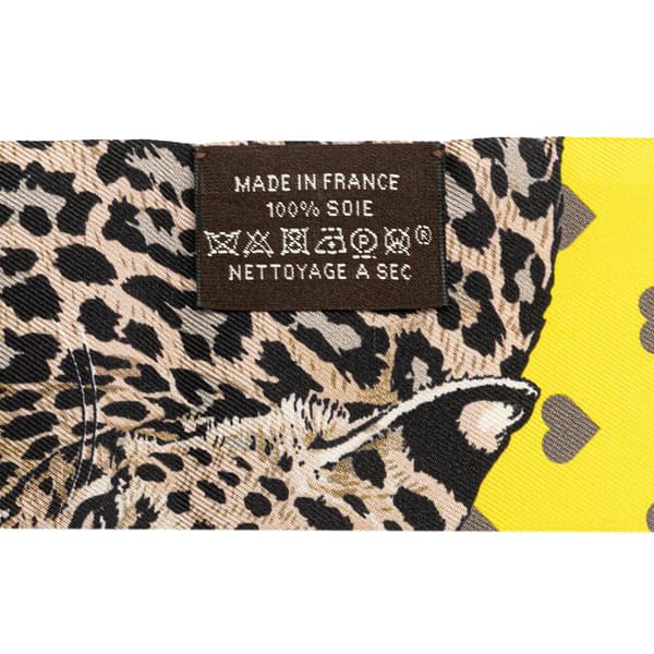 Pre-owned Hermès Jungle Love Silk Twilly Scarf Yellow