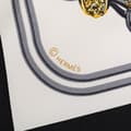 Miniatyrbilde 2 av 7: Pre-owned Hermès Mini Brides De Gala Giant Triangle Silk Scarf Gold