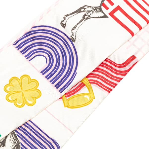 Pre-owned Hermès Garde Robe Pop Silk Twilly Scarf White