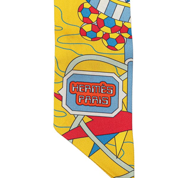 Pre-owned Hermès Odyssey Silk Twilly Scarf Yellow