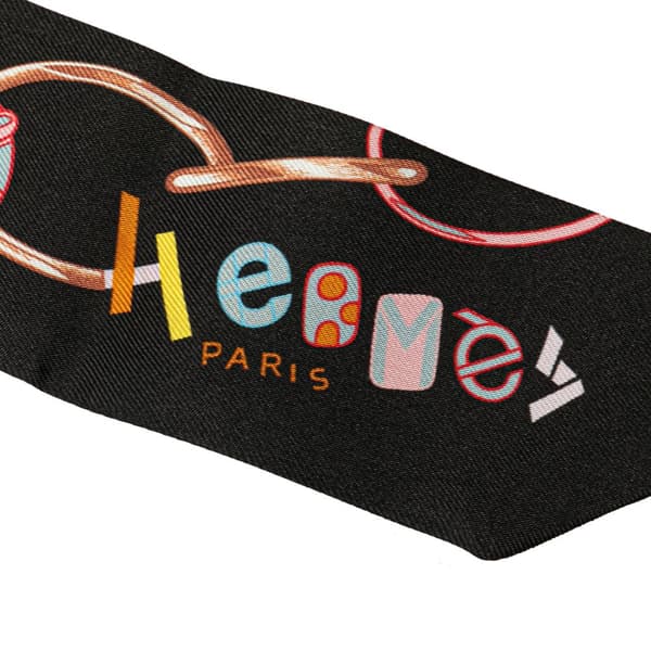 Pre-owned Hermès Do Re Boucles Silk Twilly Scarf Black