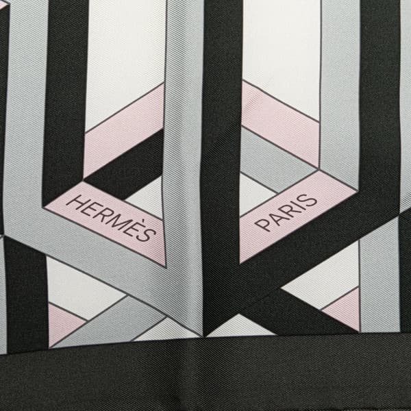 Pre-owned Hermès Cube Silk Scarf Gray