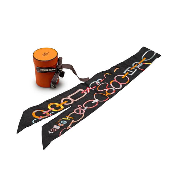 Pre-owned Hermès Do Re Boucles Silk Twilly Scarf Black