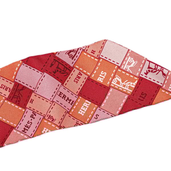 Pre-owned Hermès Bolduc Au Carre Silk Twilly Scarf Pink