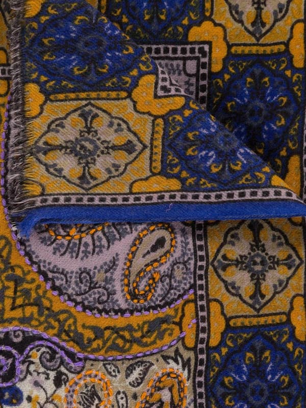 Paisleyhalsduk med broderi