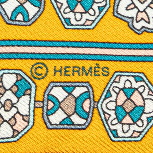 Pre-owned Hermès Tapis Persans Silk Twilly Scarf Yellow
