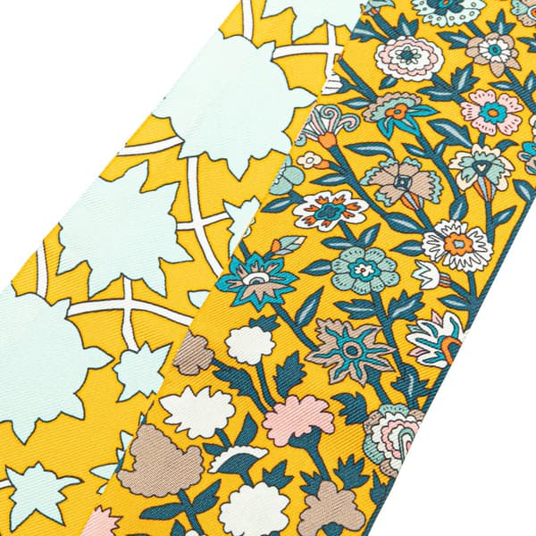 Pre-owned Hermès Tapis Persans Silk Twilly Scarf Yellow